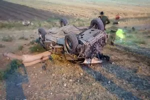 واژگونی خودروی ون حامل زائران اربعین در محور اندیمشک–اهواز